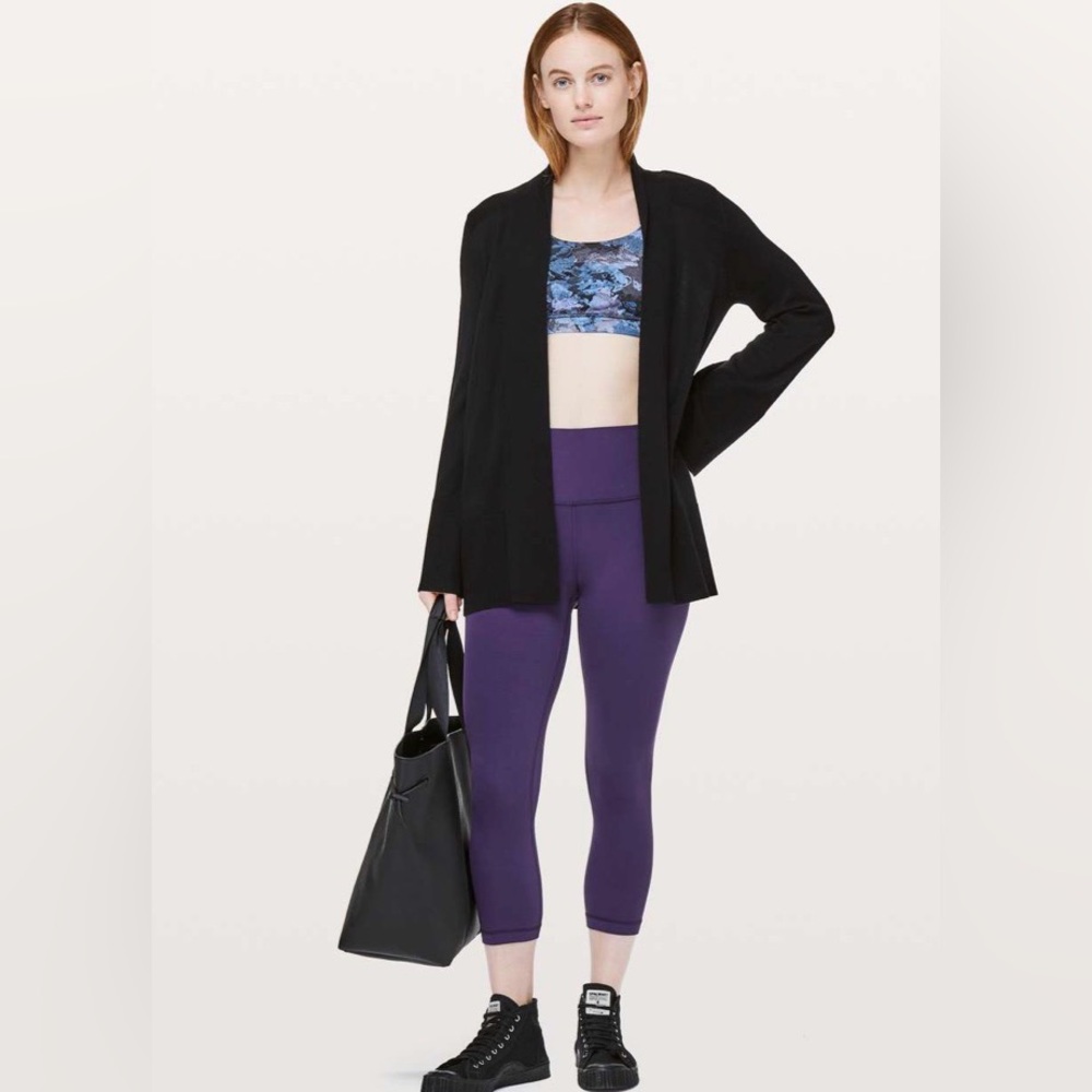 Dark Court Align Crop Leggings